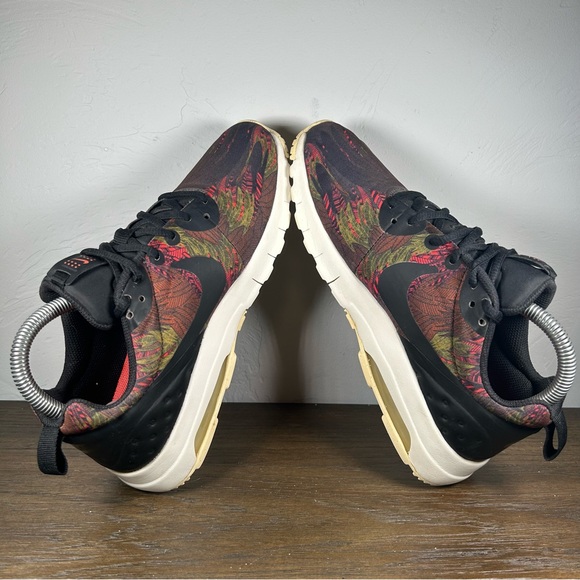 Nike Air Max Motion Black/Red Athletic Shoes Women's size 8 - Picture 7 of 7